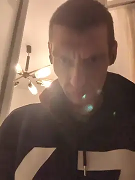 maciej online show from December 13, 11:21 pm