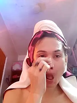 QueenSoreal online show from March 12, 7:28 pm