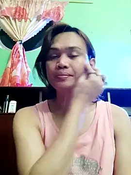 QueenSoreal online show from October 28, 4:20 pm