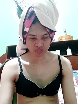 QueenSoreal online show from January 10, 3:14 pm