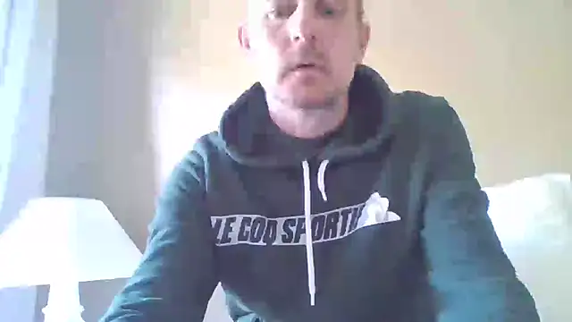 Snapshot of verylargecock chatting on September 12, 10:15 am verylargecock online show from September 12, 10:15 am