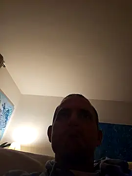 Snapshot of verylargecock chatting on November 22, 5:23 pm verylargecock online show from November 22, 5:23 pm