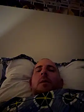 Snapshot of verylargecock chatting on November 30, 7:51 pm verylargecock online show from November 30, 7:51 pm