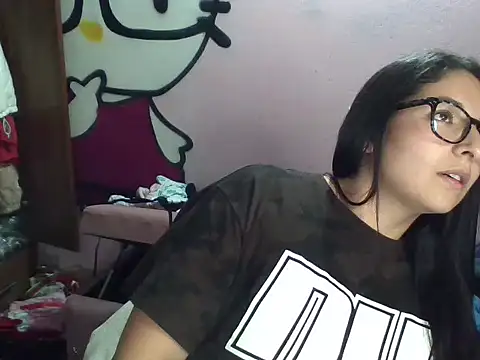 sara 110323 online show from March 24, 1:21 am