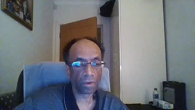 rauncher1 online show from October 5, 9:24 pm
