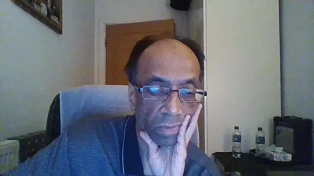 rauncher1 online show from October 15, 11:27 pm