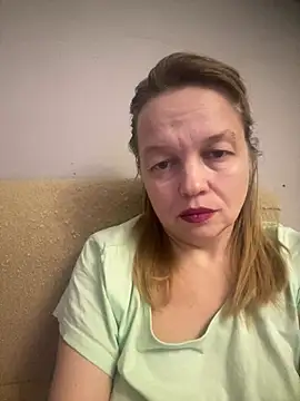 Susanel online show from January 4, 6:09 pm