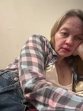 Susanel online show from February 14, 5:57 pm