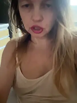 Susanel online show from October 26, 11:05 am