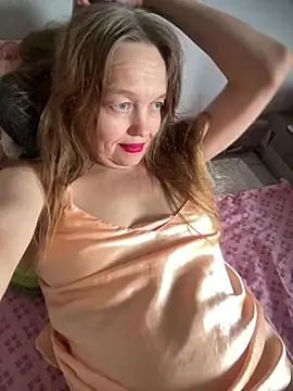 Susanel online show from June 24, 12:15 pm