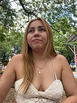 Brittanyrosexx online show from May 12, 5:32 pm