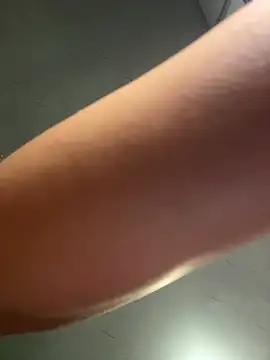 SQUIRTINGQUEEN11 online show from December 2, 2:50 am