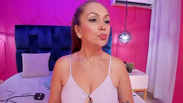 chantall1375 online show from October 22, 12:16 pm