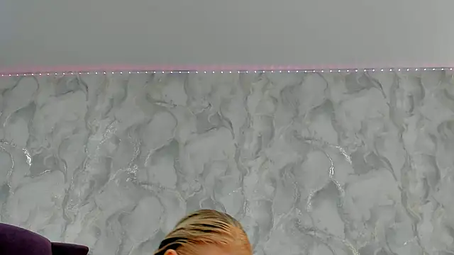 Snapshot of succubus chatting on November 7, 8:25 am succubus online show from November 7, 8:25 am