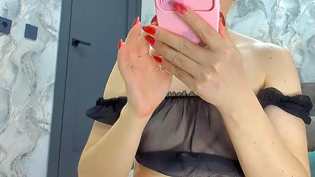 succubus online show from April 8, 9:20 am