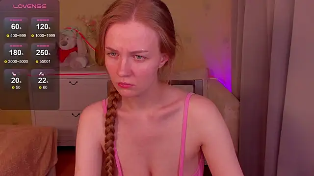 SweetMilkis online show from April 27, 9:02 pm