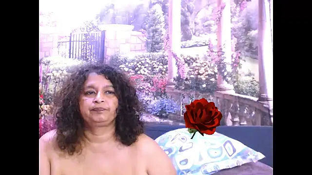 Snapshot of indianstar75 chatting on February 24, 8:36 pm indianstar75 online show from February 24, 8:36 pm