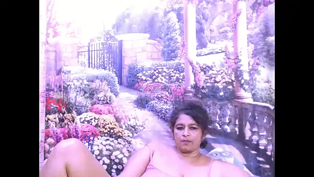 Snapshot of indianstar75 chatting on March 16, 12:01 am indianstar75 online show from March 16, 12:01 am
