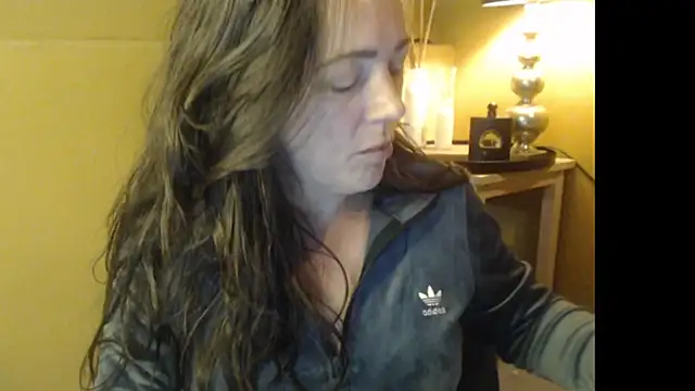 cloe85nl online show from March 22, 8:51 am