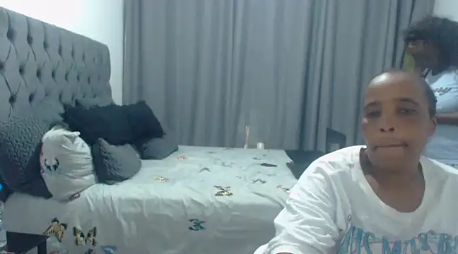 Snapshot of Samantha69x chatting on March 21, 11:45 pm Samantha69x online show from March 21, 11:45 pm