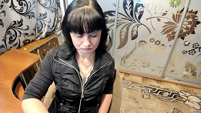 Snapshot of EVILENSA chatting on February 28, 1:56 pm EVILENSA online show from February 28, 1:56 pm