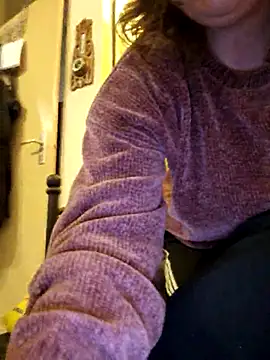 Snapshot of Cutegirlforyou chatting on March 19, 6:57 am Cutegirlforyou online show from March 19, 6:57 am