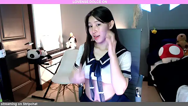 Snapshot of minarocket_ chatting on January 26, 4:41 pm minarocket online show from January 26, 4:41 pm