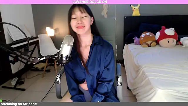 minarocket  online show from November 23, 4:51 pm