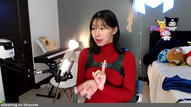 minarocket  online show from February 15, 7:43 pm