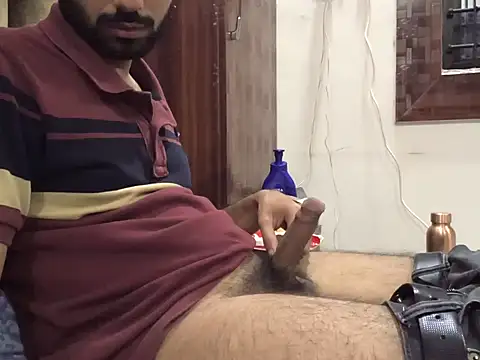 Snapshot of brownie_cake_cb chatting on November 29, 1:03 pm brownie cake cb online show from November 29, 1:03 pm