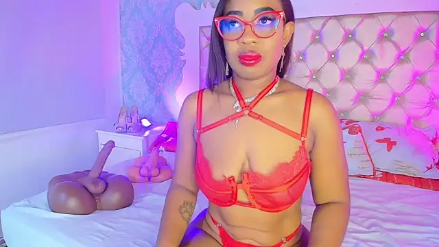 Snapshot of CaseyMoon chatting on March 15, 12:22 pm CaseyMoon online show from March 15, 12:22 pm