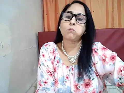 Snapshot of Indiankushy chatting on October 16, 4:52 pm Indiankushy online show from October 16, 4:52 pm