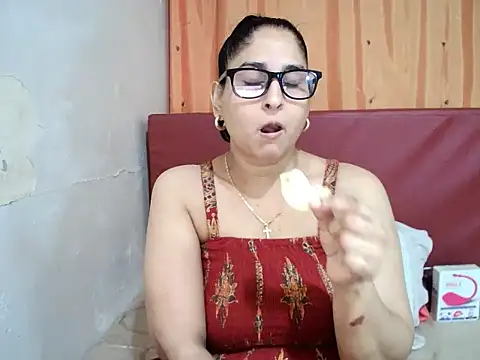 Snapshot of Indiankushy chatting on November 5, 4:29 pm Indiankushy online show from November 5, 4:29 pm