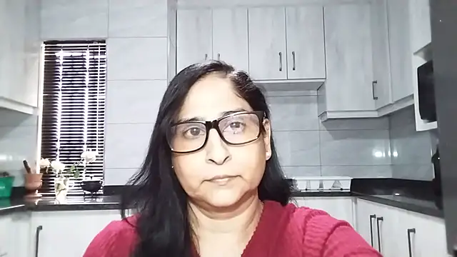 Indiankushy online show from August 6, 12:07 pm