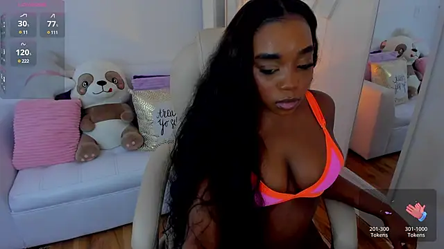 Snapshot of zobe_love chatting on January 8, 8:07 pm zobe love online show from January 8, 8:07 pm