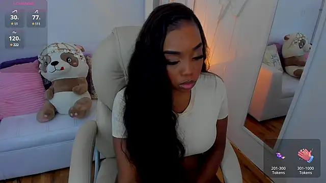 Snapshot of zobe_love chatting on February 12, 4:00 pm zobe love online show from February 12, 4:00 pm