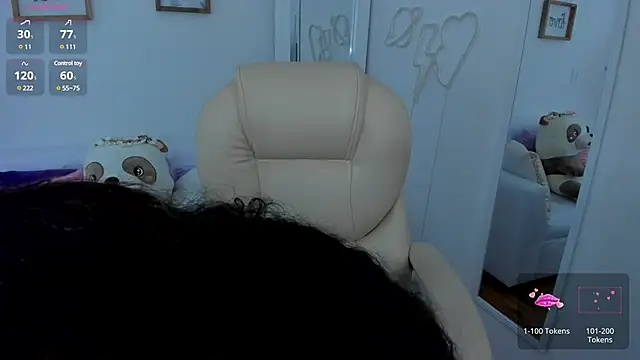 Snapshot of zobe_love chatting on March 12, 4:56 pm zobe love online show from March 12, 4:56 pm