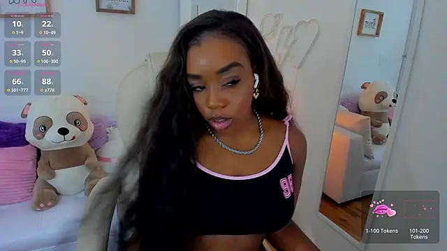Snapshot of zobe_love chatting on March 13, 7:50 pm zobe love online show from March 13, 7:50 pm