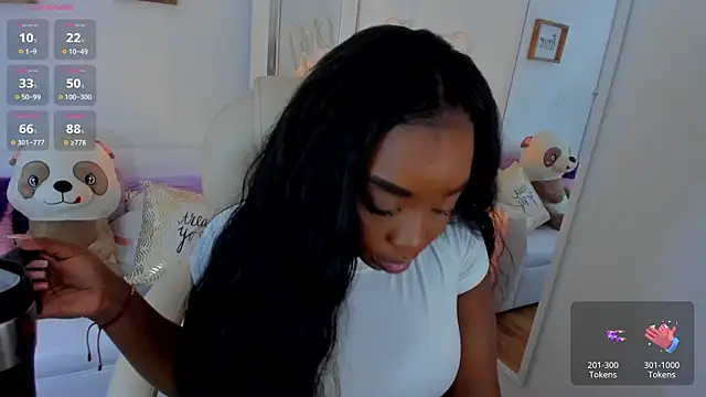 Snapshot of zobe_love chatting on March 18, 4:59 pm zobe love online show from March 18, 4:59 pm