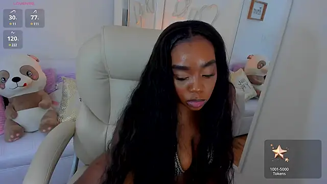 Snapshot of zobe_love chatting on March 21, 11:23 pm zobe love online show from March 21, 11:23 pm
