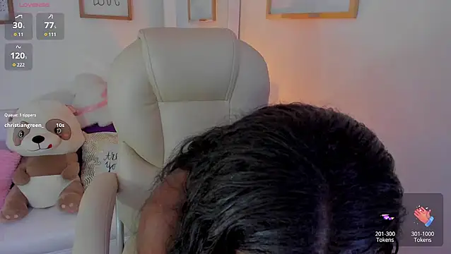 zobe love online show from February 5, 5:28 pm