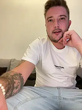 TwopartCuisine online show from April 26, 7:00 pm