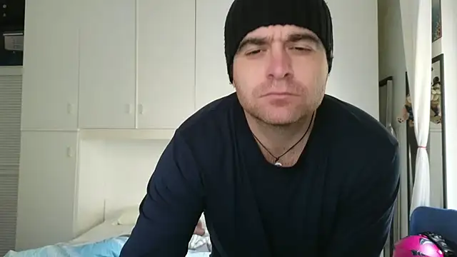 Snapshot of Dharmare@xh chatting on February 7, 8:18 am Dharmarexh online show from February 7, 8:18 am