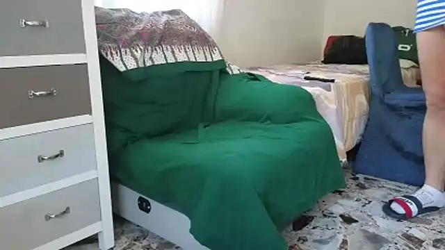 Snapshot of Dharmare@xh chatting on February 21, 8:15 am Dharmarexh online show from February 21, 8:15 am