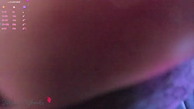 Juliana bigboobs online show from November 2, 7:11 am