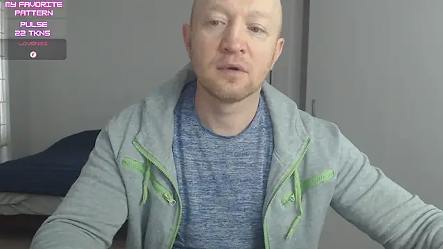 kevintyler69 online show from April 10, 3:50 pm