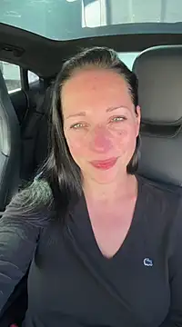 Viola Beck online show from December 21, 11:45 pm