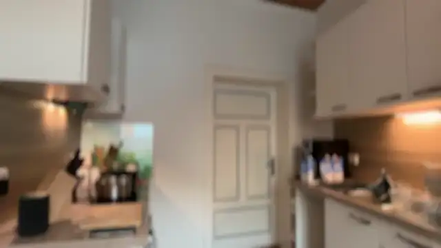 Viola Beck online show from April 16, 4:08 pm