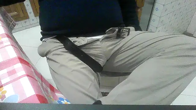 polloiw online show from November 17, 10:26 pm