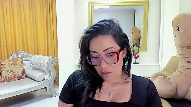 gaby trent online show from December 13, 8:37 pm